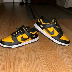 Nike Dunk Lows black/yellow